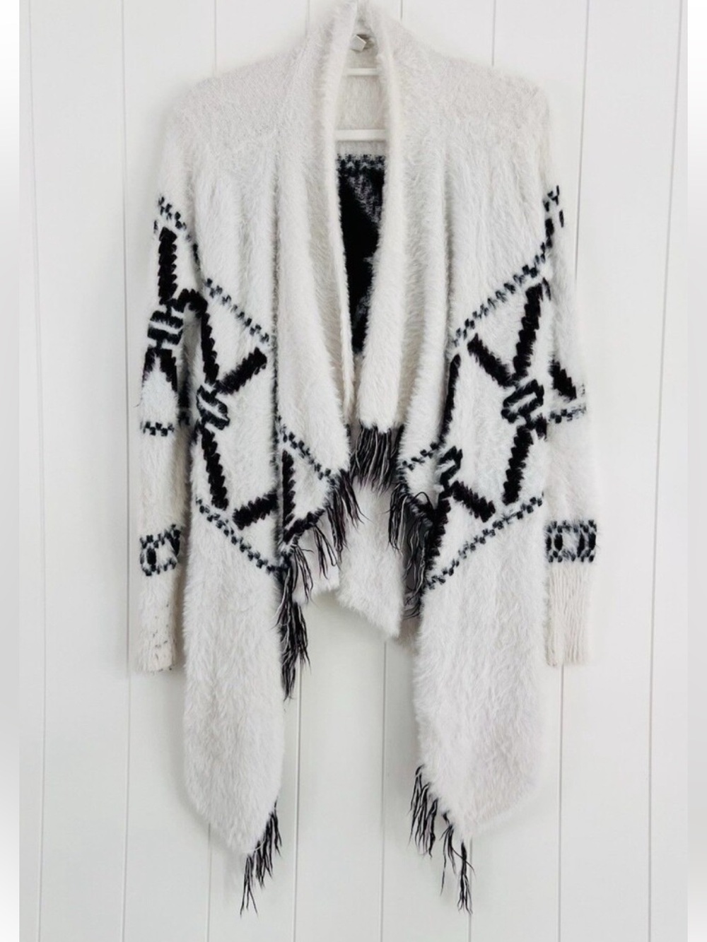 Cato super soft Aztec Print Fringe Cardigan